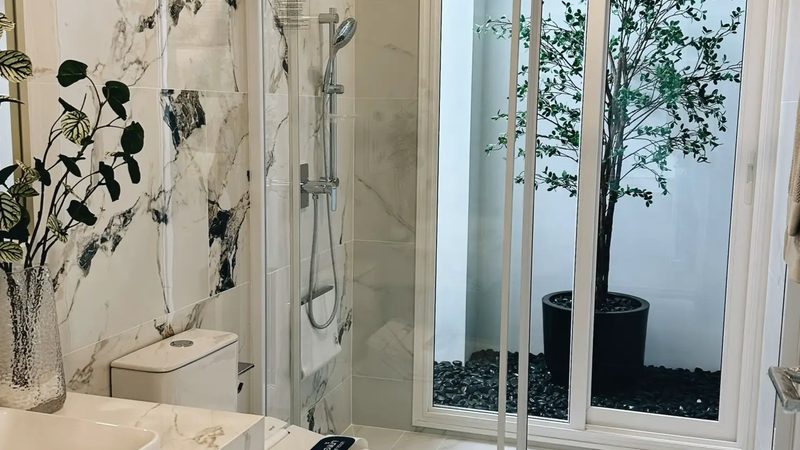 屋顶光伏电站运维注意事项：安全与效率并重